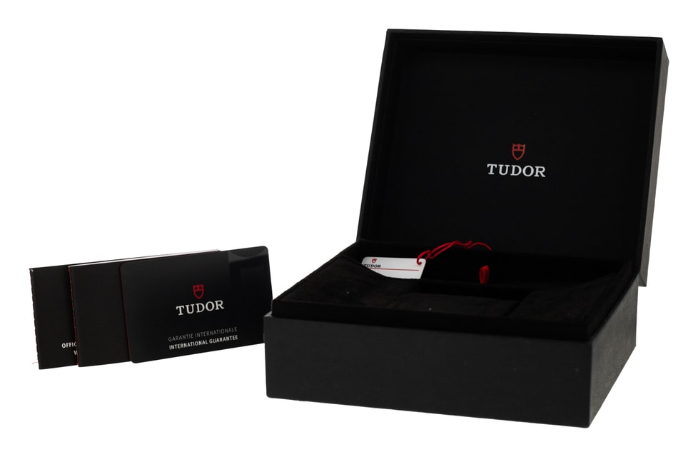 Tudor Black Bay 39 M79660-0001 Image 4